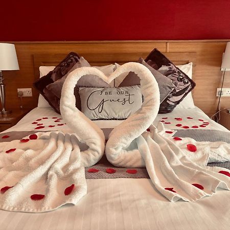 The Hedges Hotel Stranocum Esterno foto