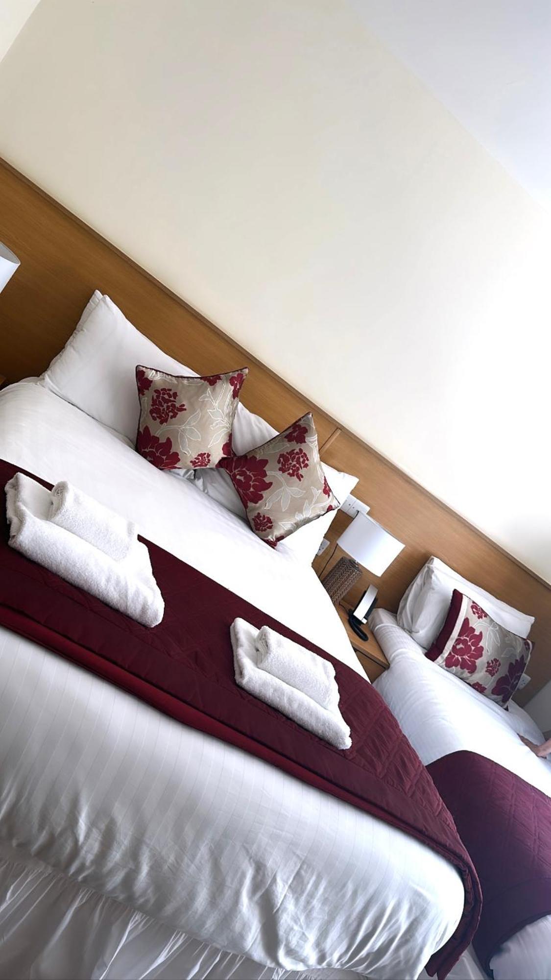 The Hedges Hotel Stranocum Esterno foto