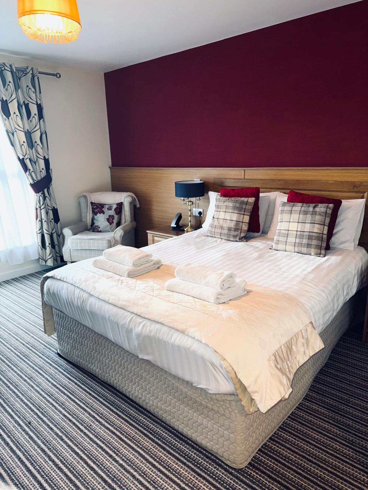 The Hedges Hotel Stranocum Esterno foto