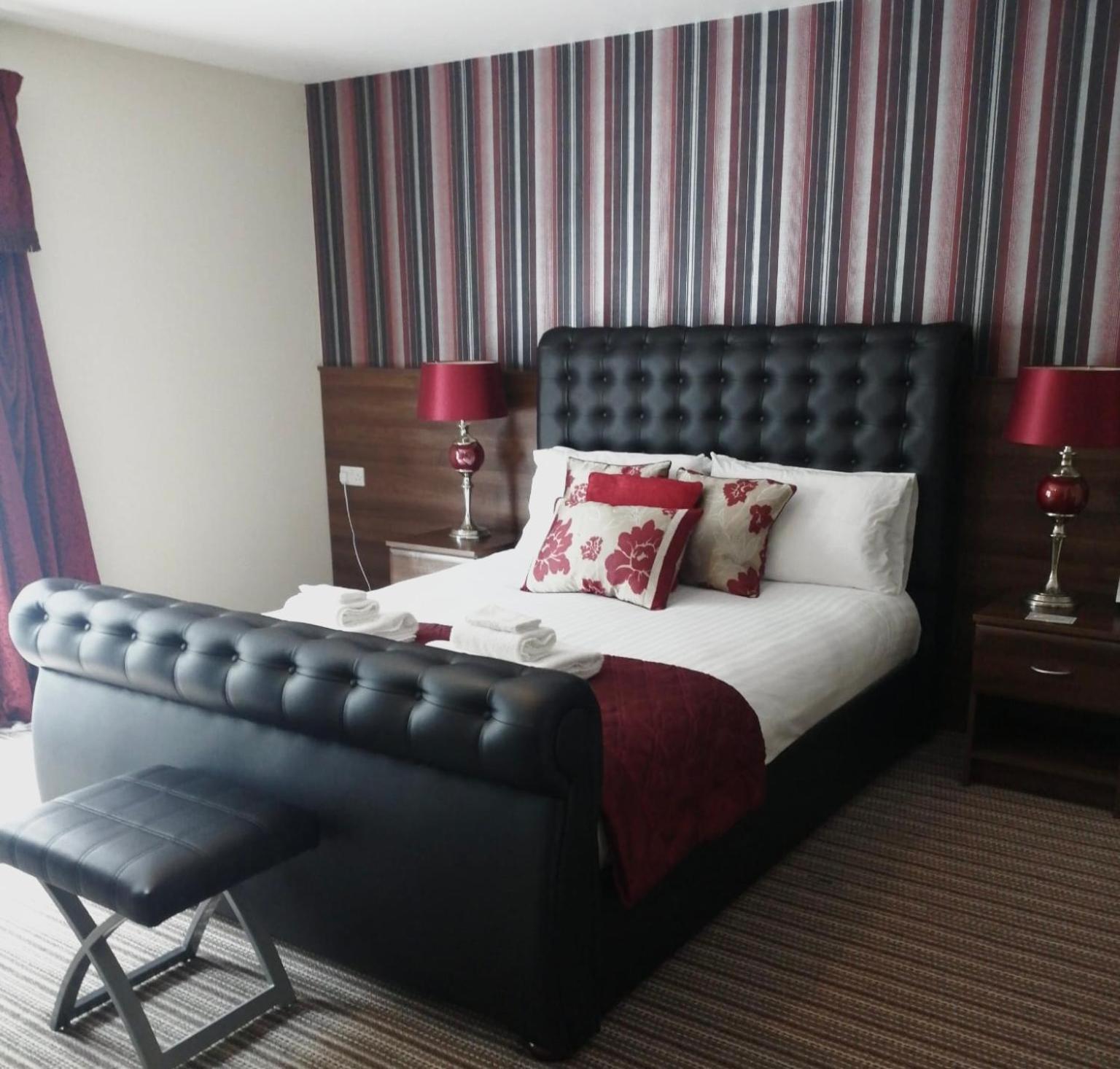 The Hedges Hotel Stranocum Esterno foto
